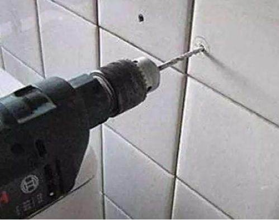 墙砖打孔后的地方怎么修补好看图片(墙砖打孔后的地方怎么修补好看图片视频) 墙砖打孔后的地方怎么修补好看图片(墙砖打孔后的地方怎么修补好看图片视频)